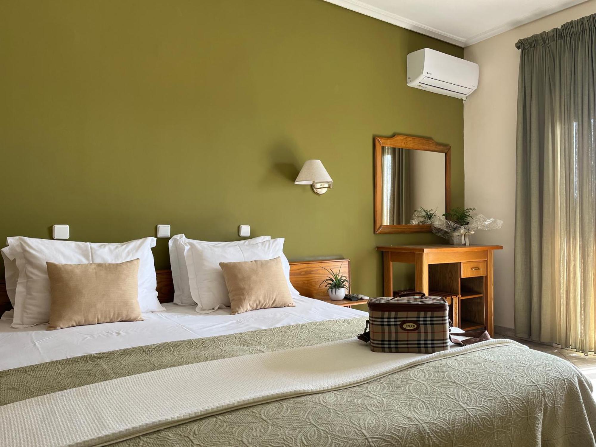 Hotel Cariatis Nea Kallikrateia Luaran gambar
