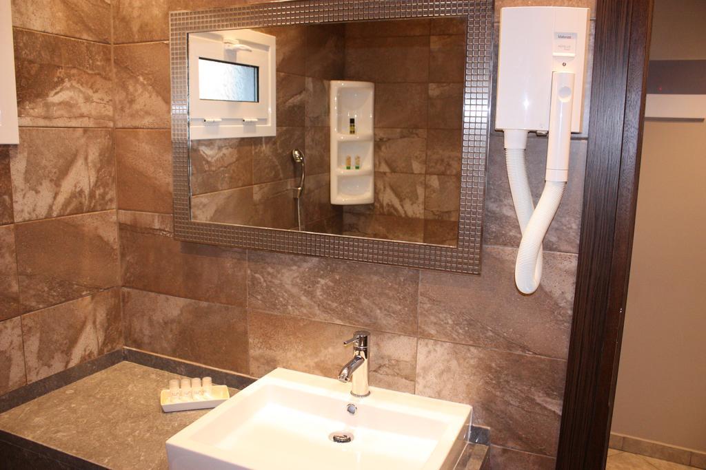 Hotel Cariatis Nea Kallikrateia Luaran gambar