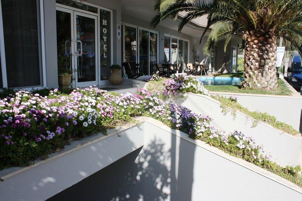 Hotel Cariatis Nea Kallikrateia Luaran gambar