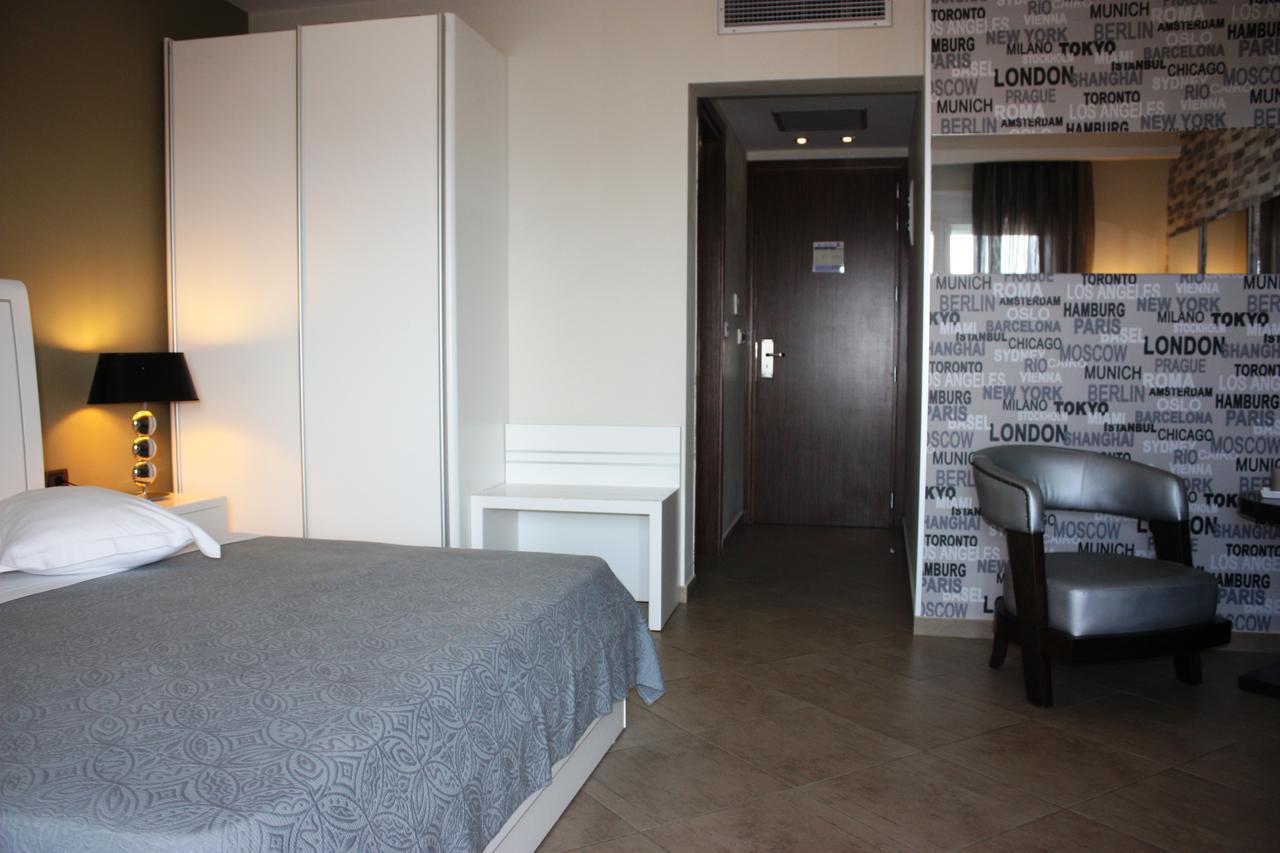 Hotel Cariatis Nea Kallikrateia Luaran gambar
