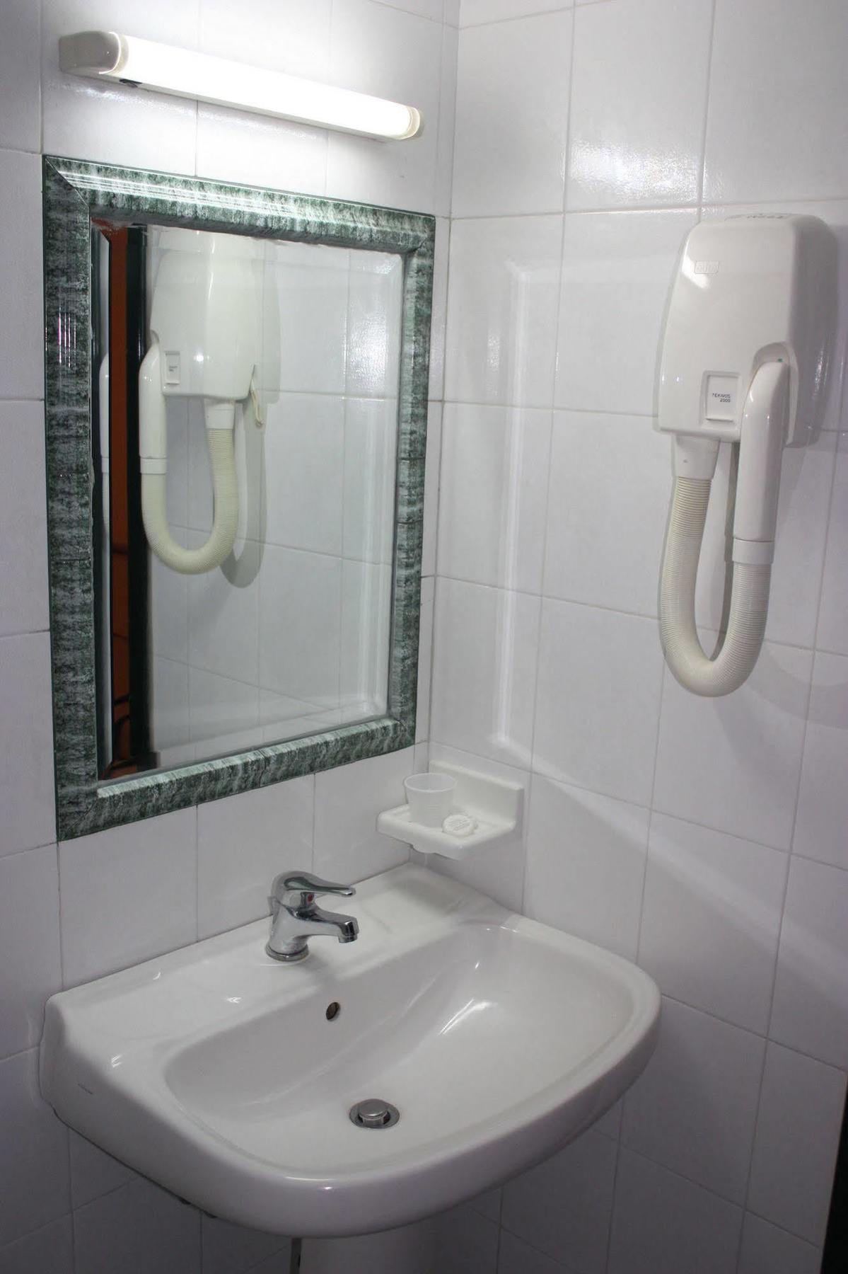 Hotel Cariatis Nea Kallikrateia Luaran gambar