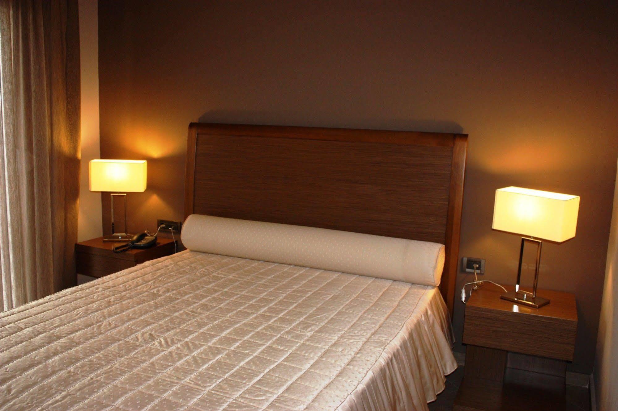 Hotel Cariatis Nea Kallikrateia Luaran gambar